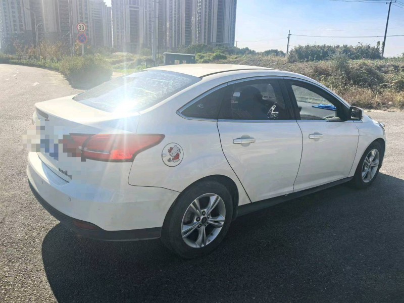 苏州16年福特福克斯9