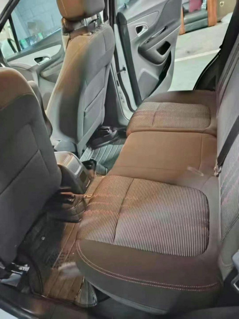 襄阳16年别克昂科拉5