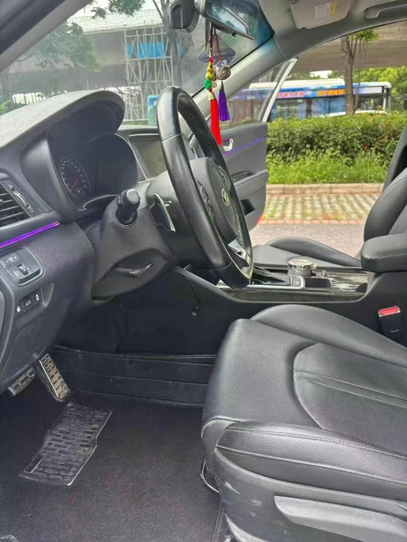 襄阳16年起亚K53