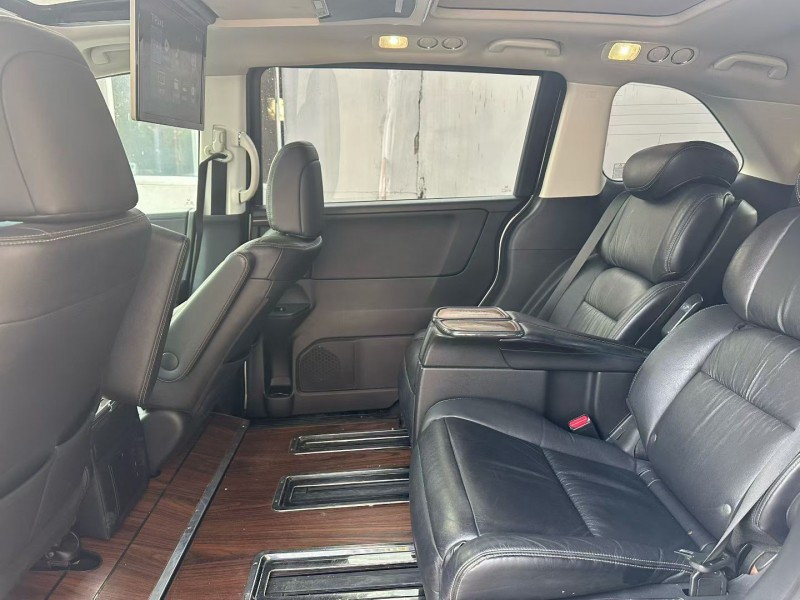 青岛18年本田艾力绅5