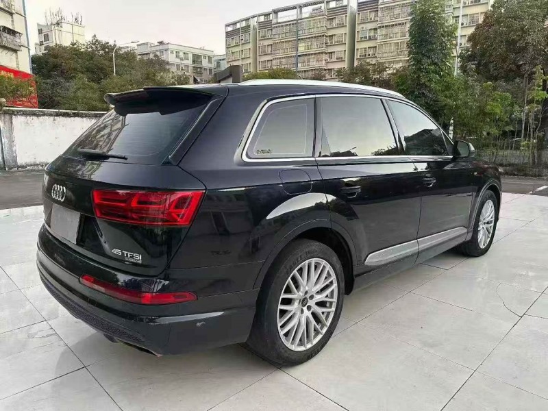 珠海18年奥迪Q74