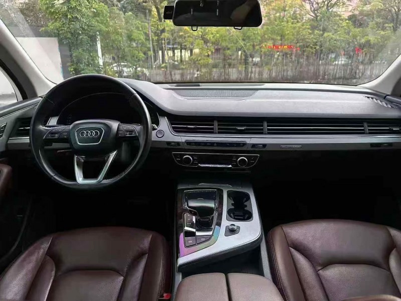 珠海18年奥迪Q76