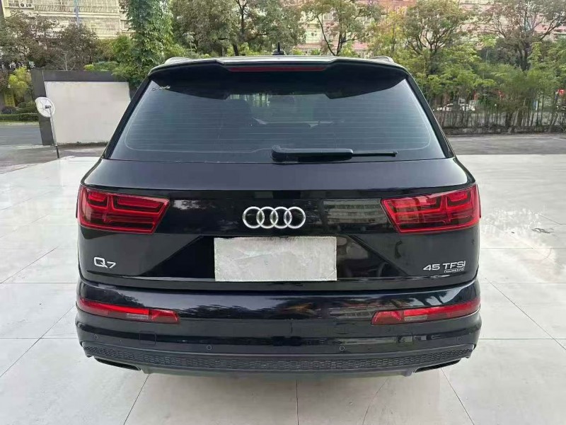 珠海18年奥迪Q79