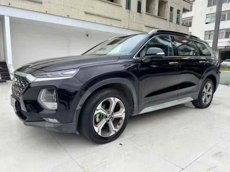 珠海19年现代新胜达3