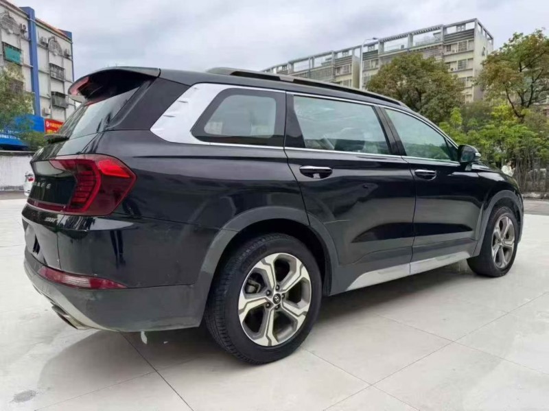 珠海19年现代新胜达7