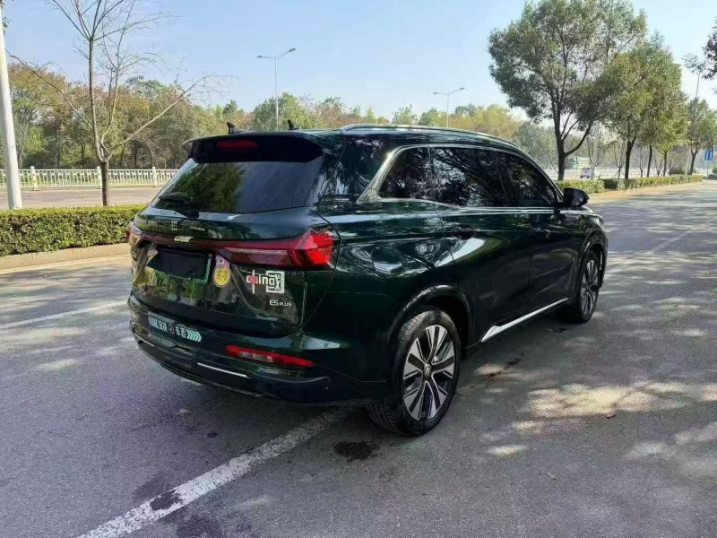 长沙25年东风蓝电E57