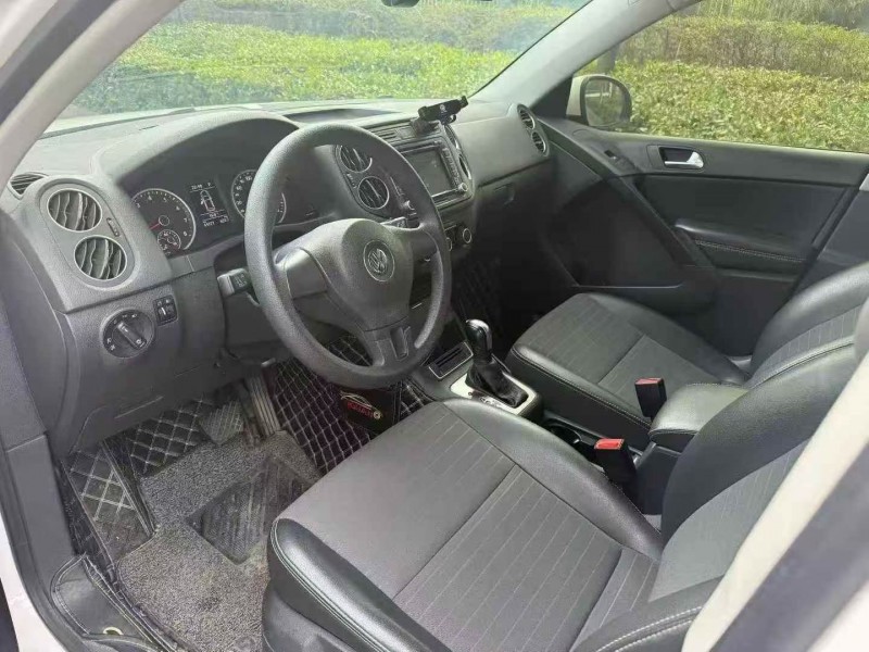 邵阳19年大众途观6