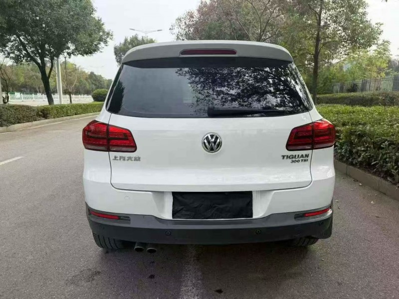 邵阳19年大众途观9