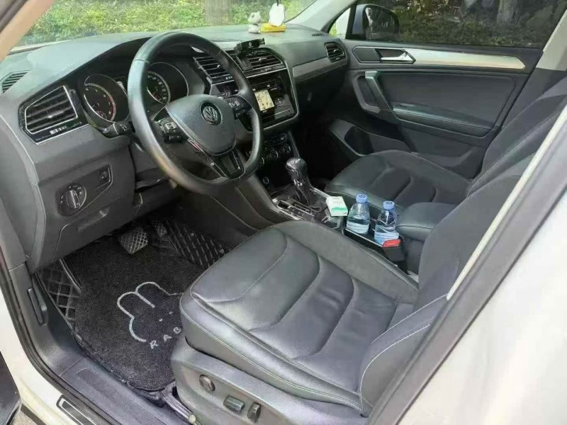 岳阳20年大众途观4