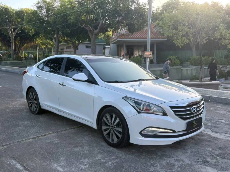 揭阳13年现代名图3