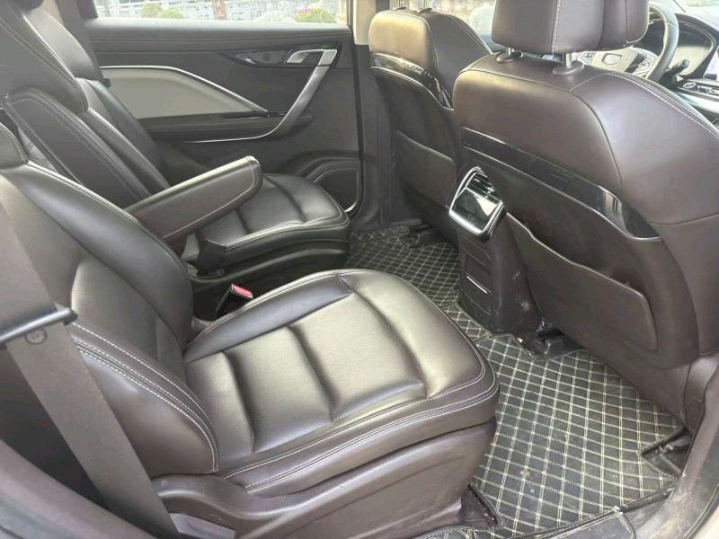 揭阳19年吉利嘉际9