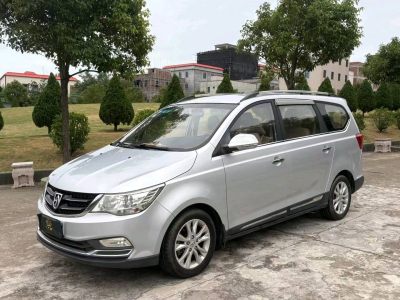 揭阳17年宝骏7302