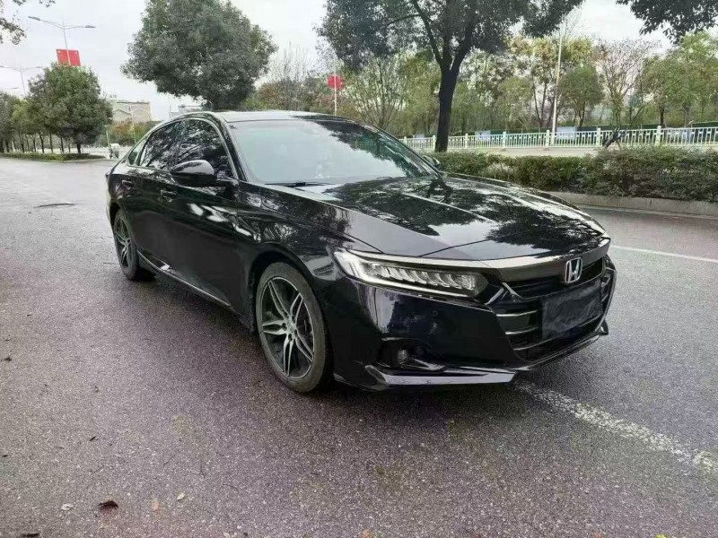 衡阳23年本田雅阁3