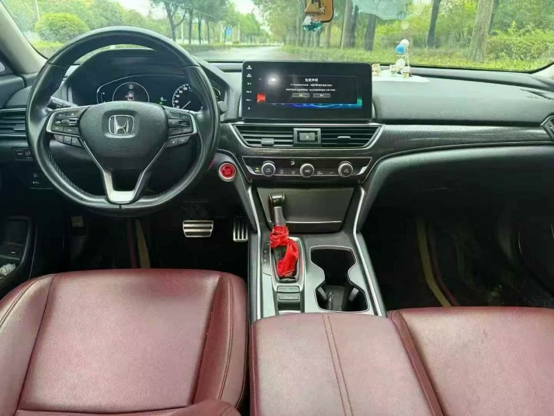 衡阳23年本田雅阁4