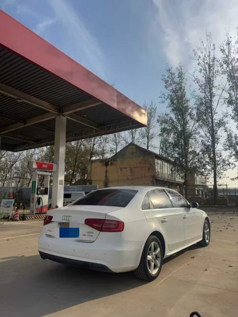 菏泽14年奥迪A4L8