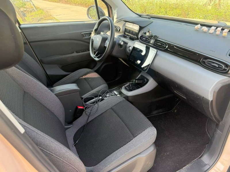 中山22年零跑汽车T036