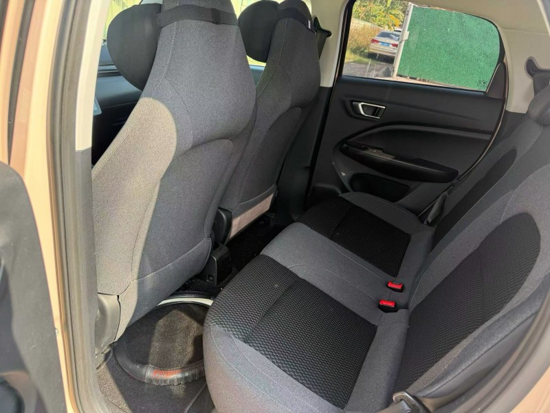 中山22年零跑汽车T037