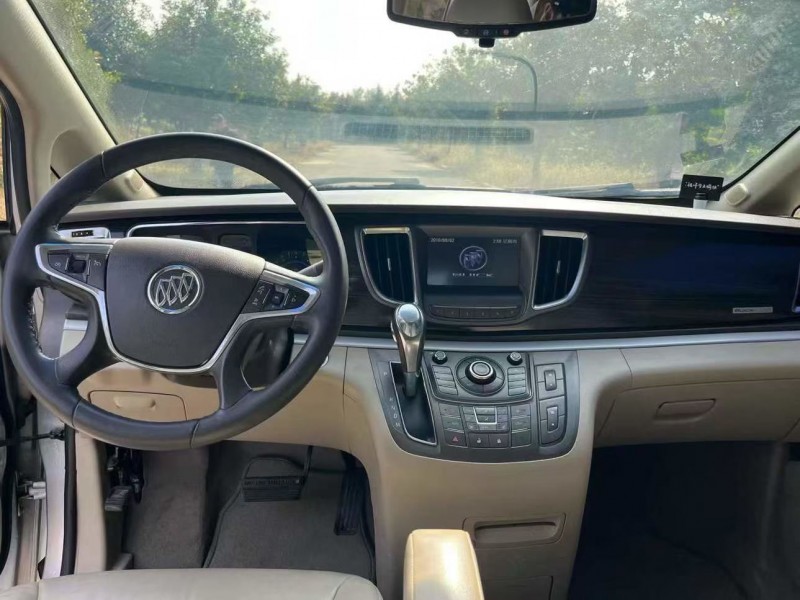 淮安13年别克GL84