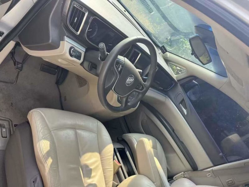 淮安13年别克GL85