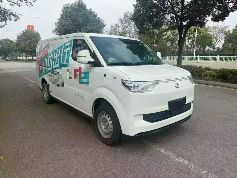 邵阳25年瑞驰EC752