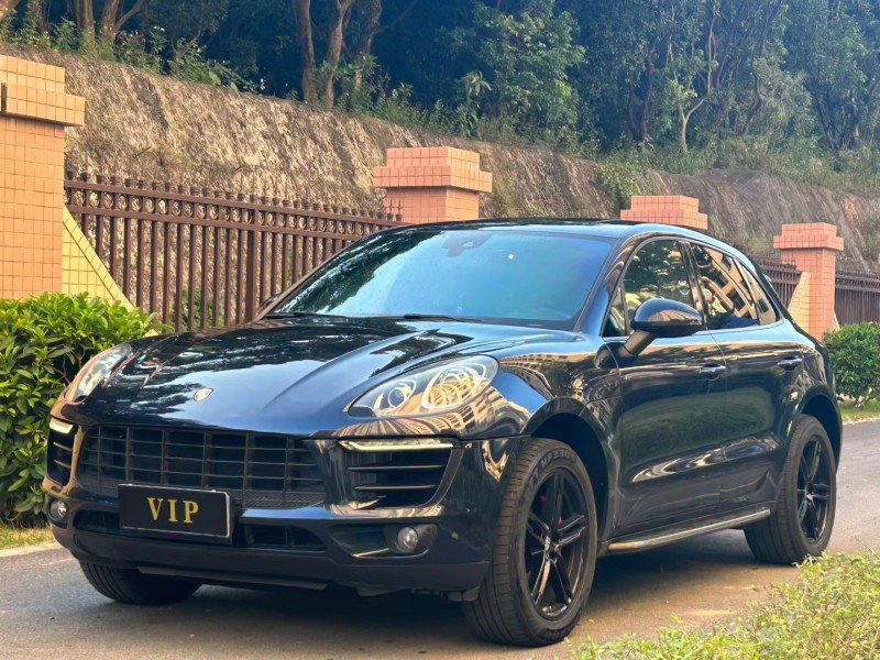 东莞17年保时捷Macan3