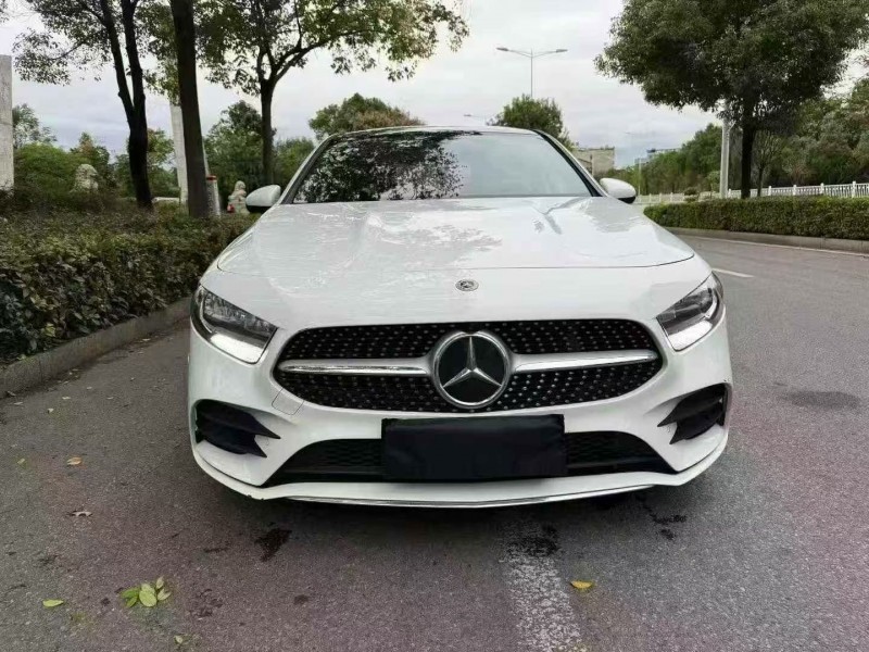 衡阳21年奔驰A1