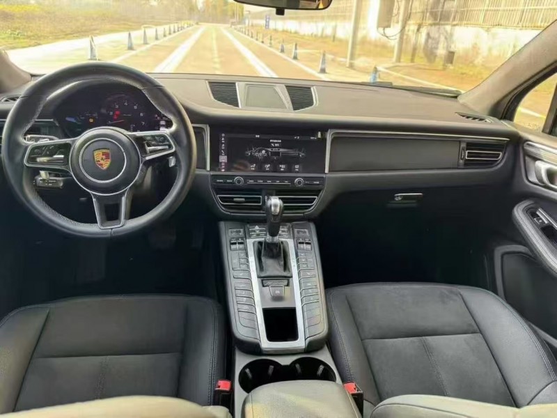 菏泽19年保时捷Macan3