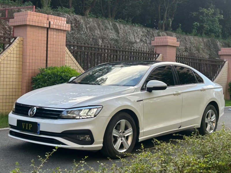 东莞22年大众凌渡3