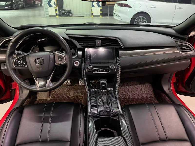 成都22年本田思域5