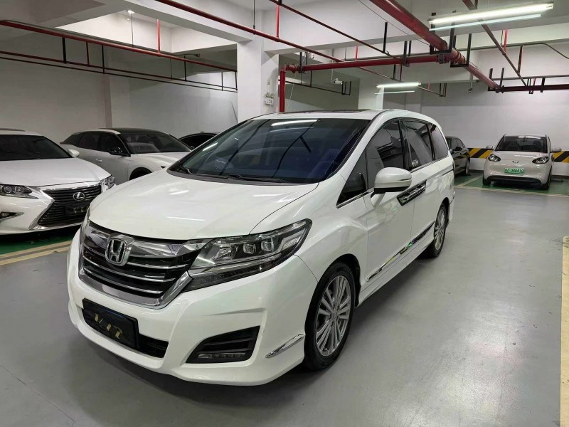 成都18年本田艾力绅3