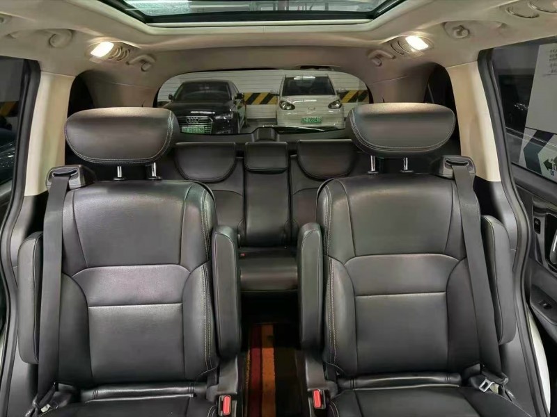 成都18年本田艾力绅6