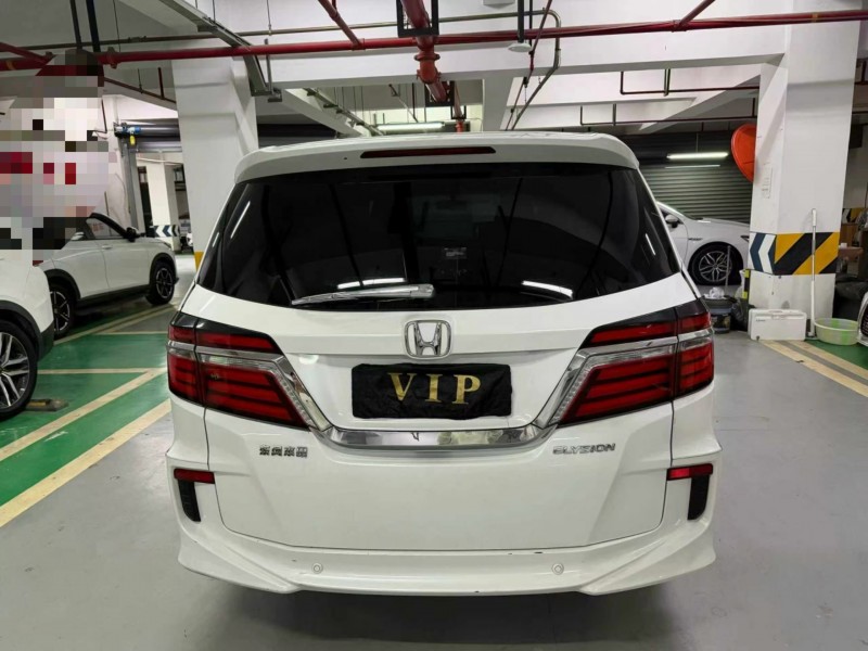 成都18年本田艾力绅8