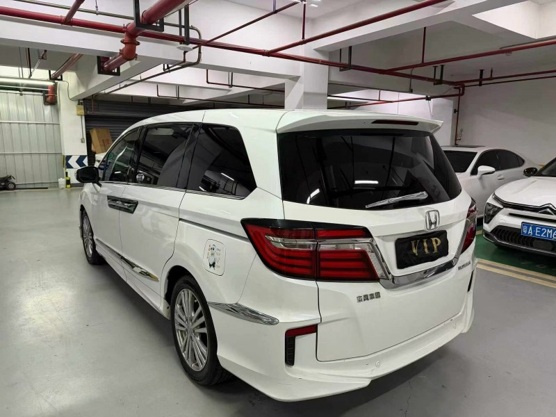 成都18年本田艾力绅9