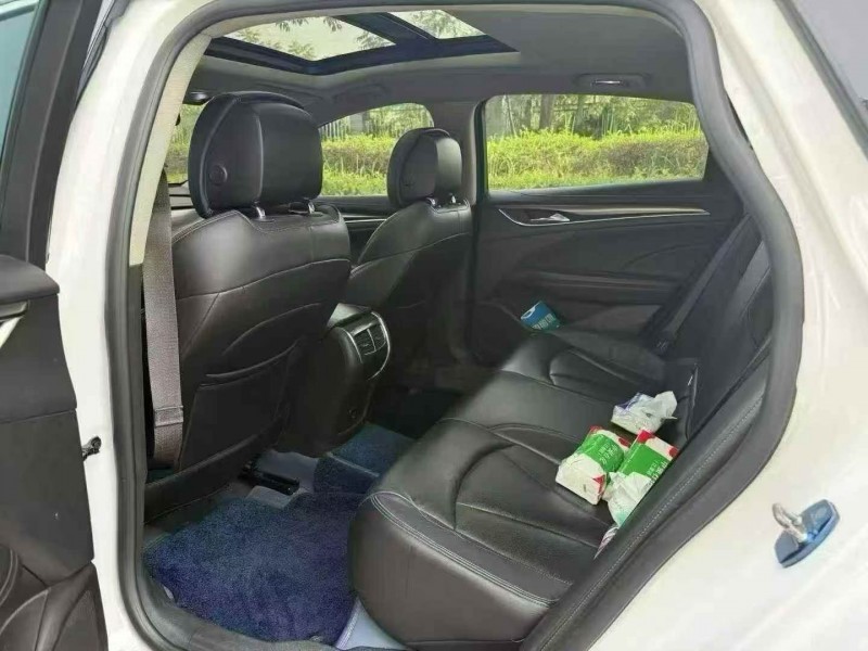 衡阳17年别克君越6