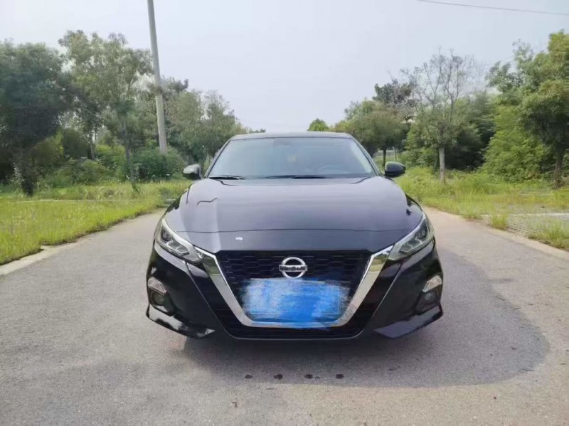 淮安22年日产天籁1