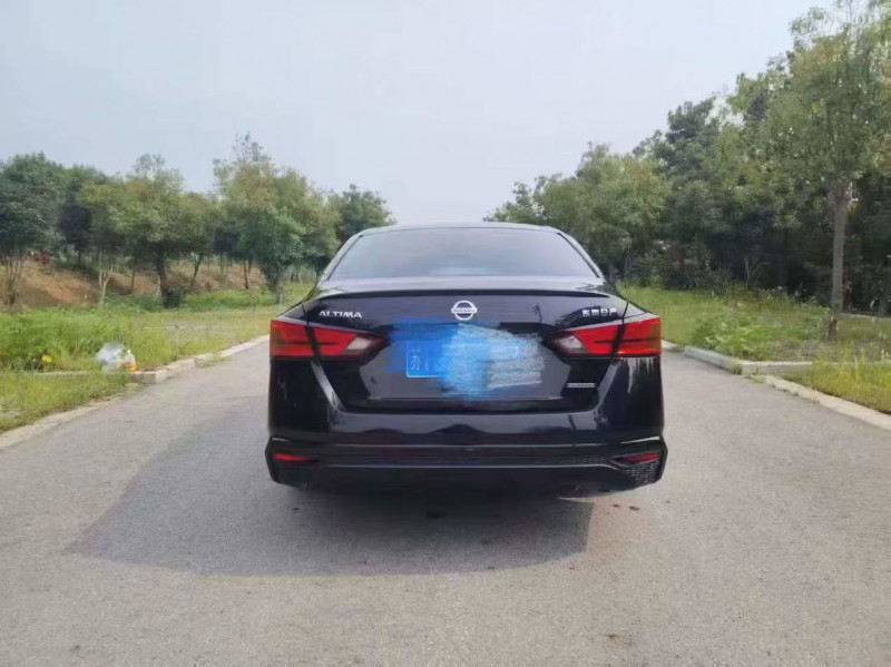 淮安22年日产天籁9