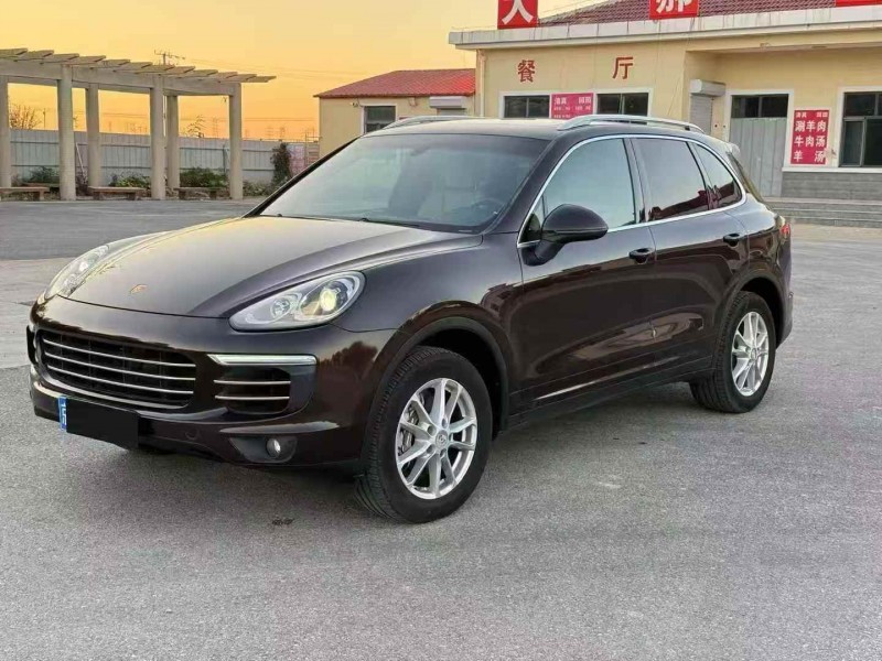 沧州17年保时捷卡宴3