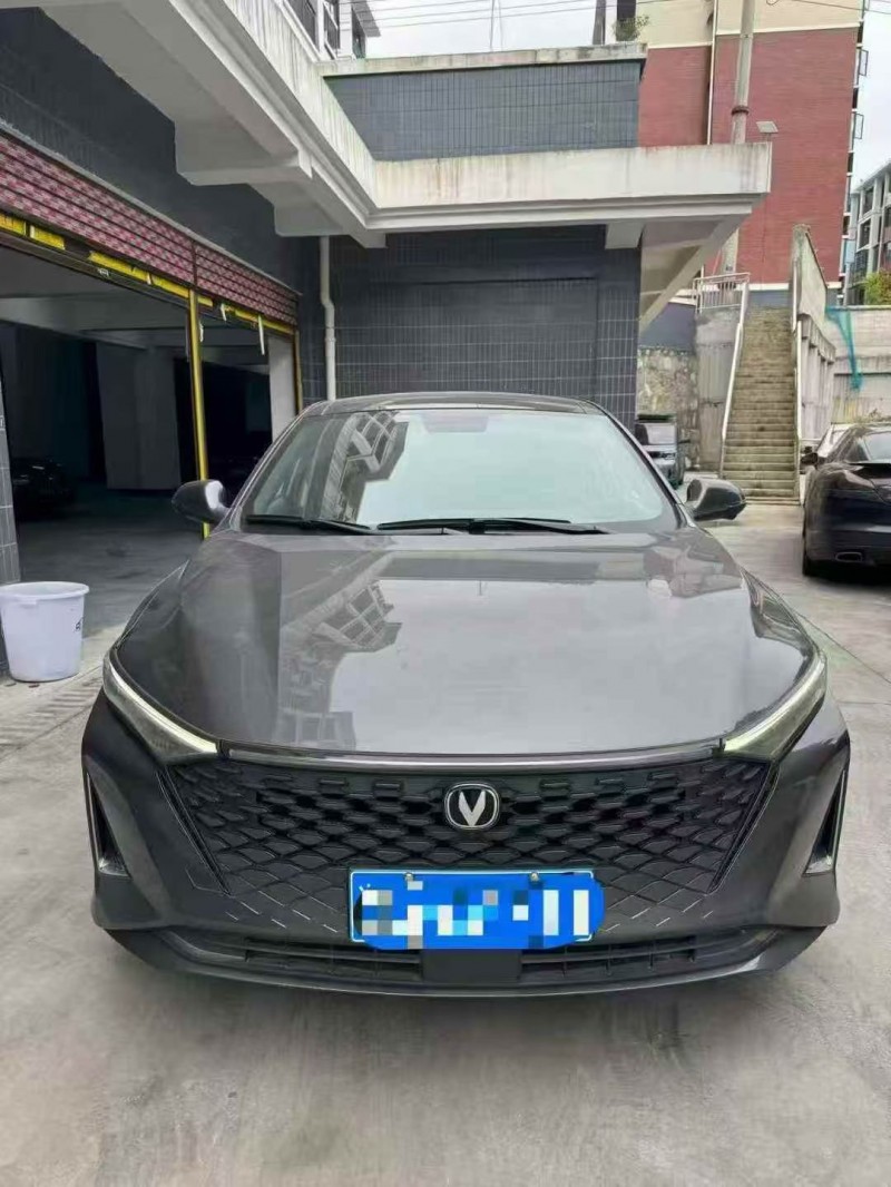 岳阳23年长安汽车锐程1