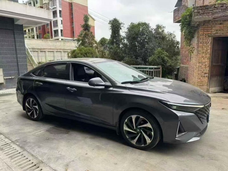 岳阳23年长安汽车锐程2