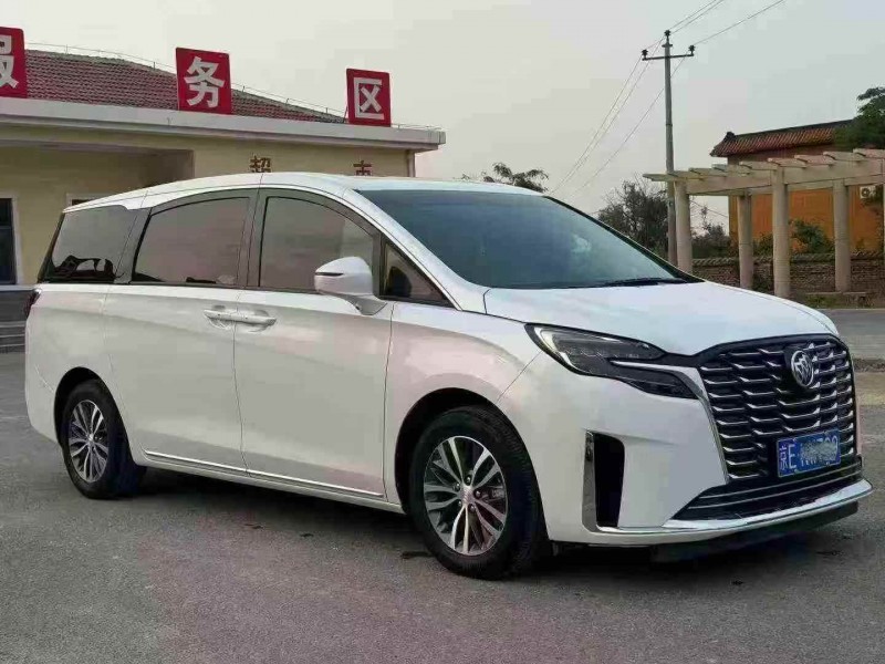 沧州22年别克GL83