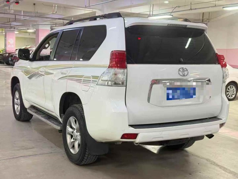 沧州13年丰田普拉多8