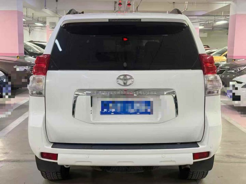 沧州13年丰田普拉多9