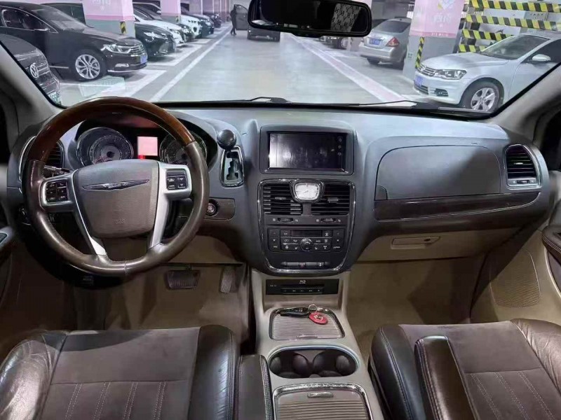 沧州14年克莱斯勒大捷龙4