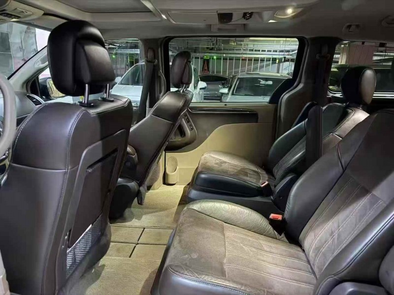 沧州14年克莱斯勒大捷龙6