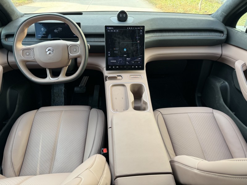 新乡23年蔚来ES65