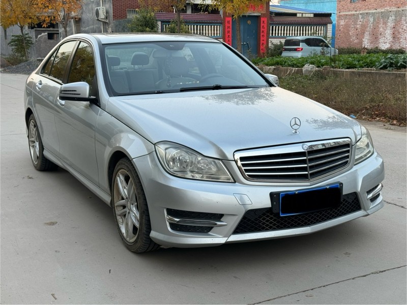 新乡14年奔驰C3