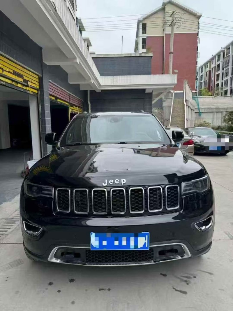 邵阳19年Jeep大切诺基1