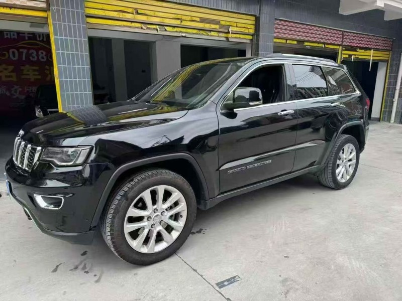 邵阳19年Jeep大切诺基3