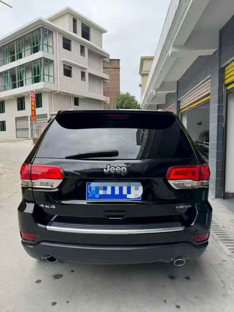 邵阳19年Jeep大切诺基9