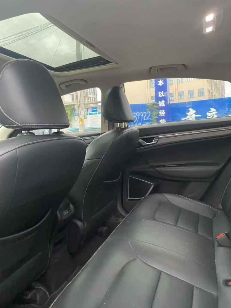 湘潭19年吉利帝豪5